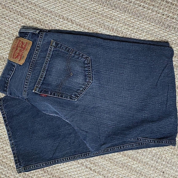 Levis 569 fit, like new! - Picture 1 of 1